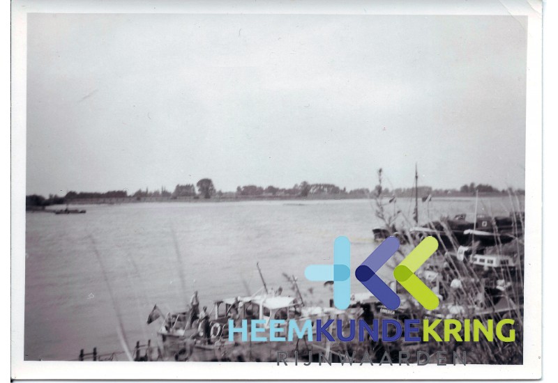 Douanehaven zicht vanaf de dijk Coll. HKR geschonken door H.vdLaag
